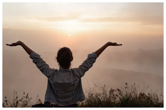 Mindful Living: Rahasia Hidup Lebih Tenang Dan Bahagia