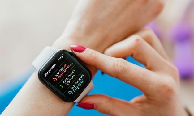 Teknologi Wearable Untuk Memantau Aktivitas Olahraga