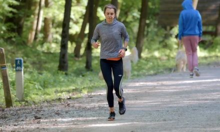 Olahraga Ringan Tapi Efektif: Lari Pagi Dan Yoga