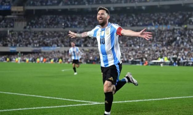 Pemain Legendaris Yang Mengubah Sejarah Sepak Bola Dunia