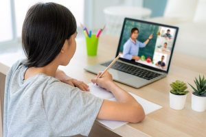 Peran Teknologi Dalam Gaya Hidup Modern