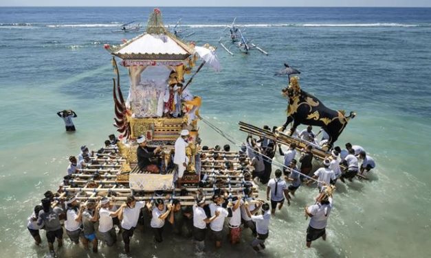Tradisi Nusantara Yang Memiliki Makna Mendalam