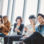 Perkembangan Tren Digital Mewarnai Kebiasaan Generasi Muda